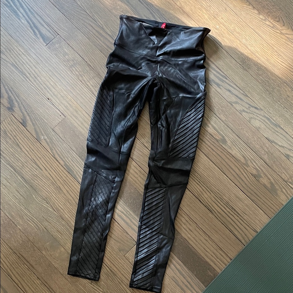 SPANX Shiny Black Leggings